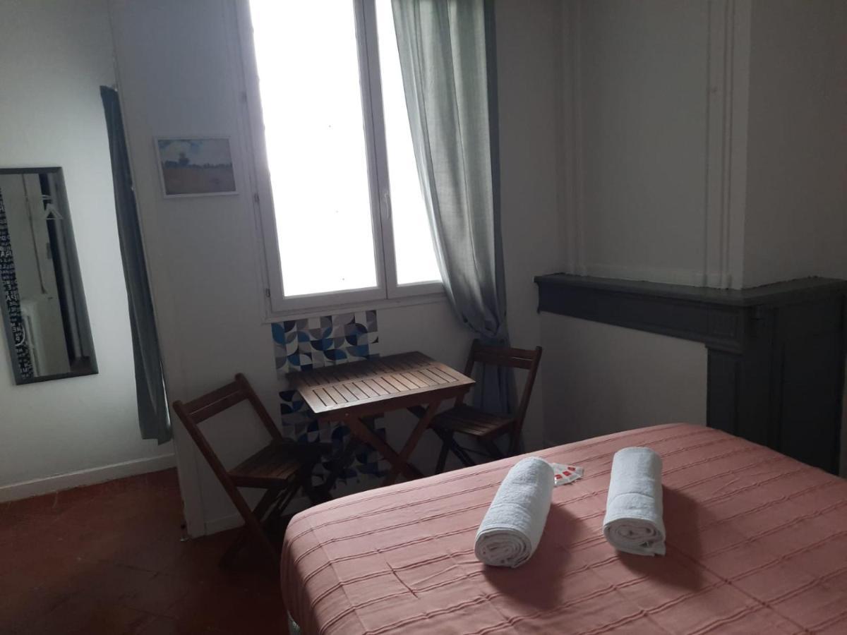 Etape Gimontoise 32 "Chambre Tout Confort" Exterior foto